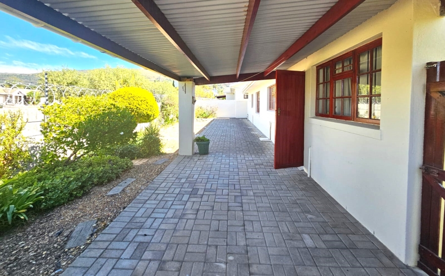 2 Bedroom Property for Sale in Paarl North Western Cape